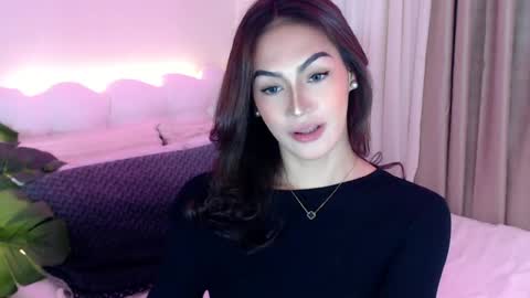 Snapshot of venus_sunrise07xx chatting on 07/25/26, 07:33 Venus Sunrise Bombshell online show from 07/25/26, 07:33