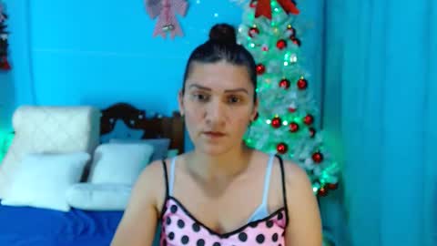 Catalina online show from 01/11/25, 01:16