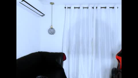 venus_velvet online show from 11/13/25, 01:04