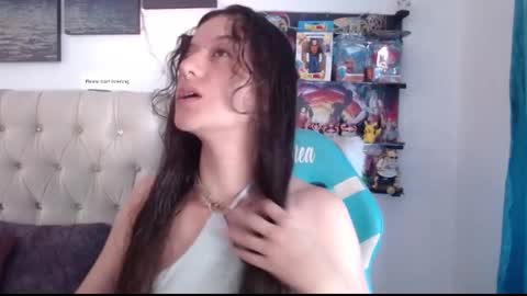 Snapshot of venusandfantashi_gh1 chatting on 02/09/25, 05:43 venusHelp me reach 100 like honey online show from 02/09/25, 05:43