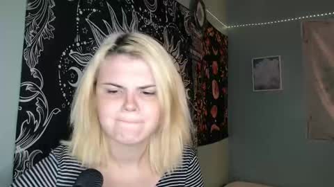 Snapshot of venusastar chatting on 09/09/25, 11:15 Miss Venus online show from 09/09/25, 11:15