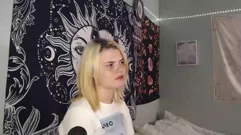 Snapshot of venusastar chatting on 09/29/25, 09:41 Miss Venus online show from 09/29/25, 09:41