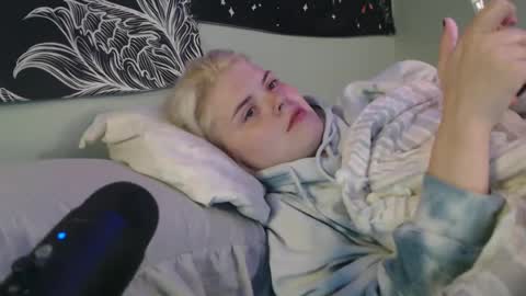 Snapshot of venusastar chatting on 10/06/25, 01:08 Miss Venus online show from 10/06/25, 01:08