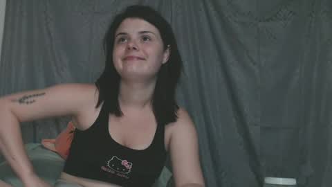Snapshot of venusastar chatting on 06/18/26, 02:34 Miss Venus online show from 06/18/26, 02:34