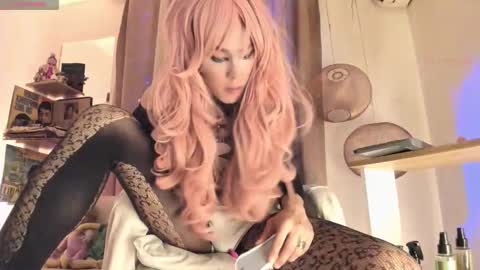 Venus online show from 11/02/25, 11:23