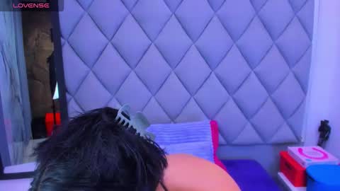 Venusowen  online show from 11/13/25, 02:49