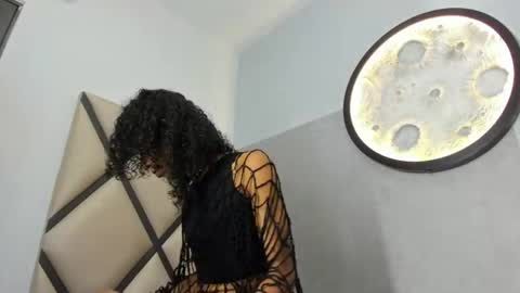 venuss_03 online show from 06/10/26, 03:39