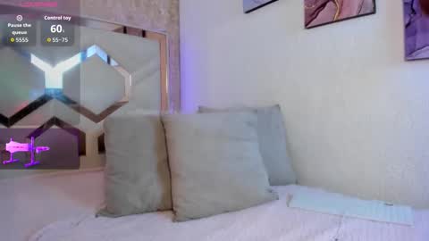  Venuss  online show from 12/01/25, 06:40