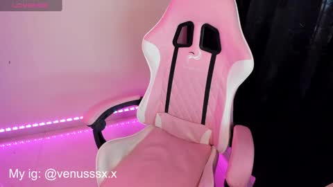 Snapshot of venussx_x chatting on 02/17/25, 09:30 Venus MY BDAY 29 SEPT online show from 02/17/25, 09:30