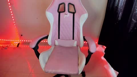 Snapshot of venussx_x chatting on 02/18/25, 07:41 Venus MY BDAY 29 SEPT online show from 02/18/25, 07:41