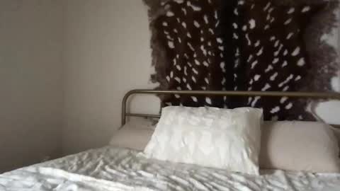 Snapshot of venustheflytrap chatting on 11/21/25, 08:29 venustheflytrap online show from 11/21/25, 08:29