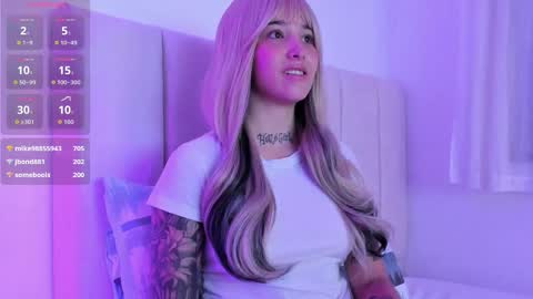 Shelly online show from 10/06/25, 01:03