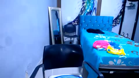 Snapshot of venuswilliamx chatting on 06/14/26, 02:35 venus online show from 06/14/26, 02:35