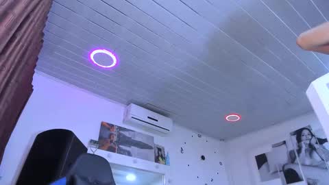 ---Venuz--- online show from 02/23/25, 07:55