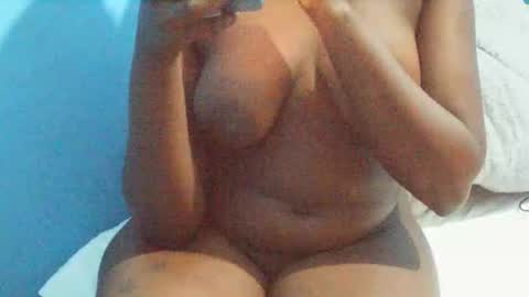 Snapshot of vera_bliss21 chatting on 06/03/26, 06:46 vera_bliss21 online show from 06/03/26, 06:46