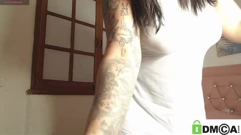Snapshot of vera_lux chatting on 05/09/26, 10:04 Vera Lux online show from 05/09/26, 10:04
