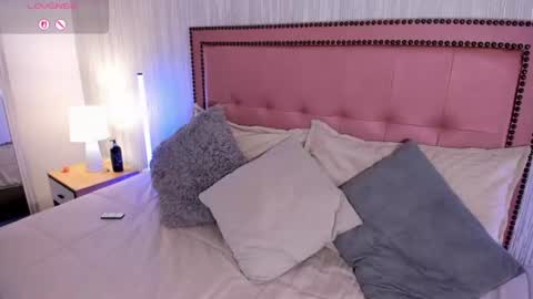 Snapshot of vera_price_ chatting on 07/15/26, 04:12 Vera online show from 07/15/26, 04:12