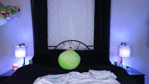 Vera Velvet online show from 11/14/25, 01:48