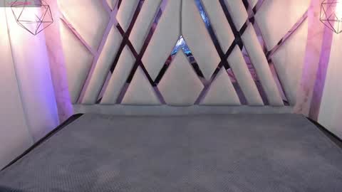 Domelipa  online show from 02/06/25, 11:32