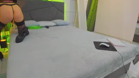 Vera online show from 04/08/26, 12:43