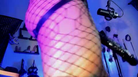 mistress VERESSKA ARDILA online show from 10/10/25, 08:41
