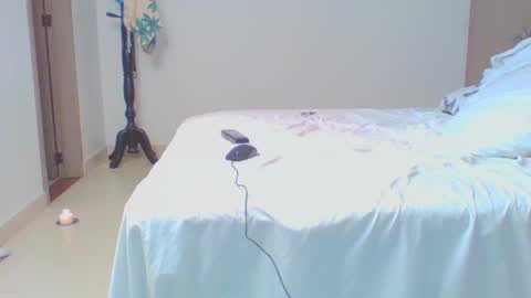 vergagolosa22 online show from 02/01/25, 05:07