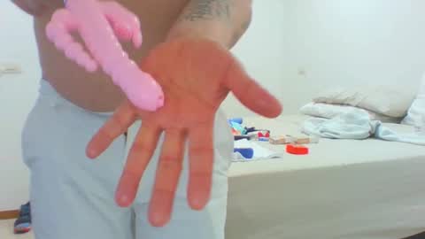 vergagolosa22 online show from 12/23/25, 04:54