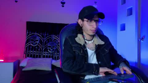 vergil_noir online show from 06/16/26, 04:37