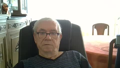 Snapshot of vergne50 chatting on 04/08/26, 06:35 vergne50 online show from 04/08/26, 06:35