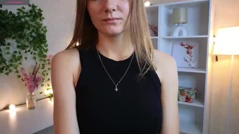 Olivia online show from 09/21/25, 01:07