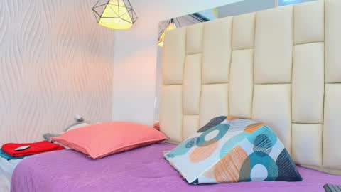 Vero online show from 11/20/25, 12:05