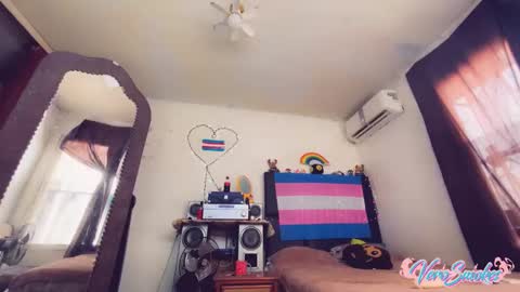 Snapshot of veroalva chatting on 09/14/25, 07:02 Vero Alva online show from 09/14/25, 07:02