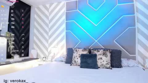 Snapshot of verokax chatting on 10/02/25, 04:19 Vero online show from 10/02/25, 04:19