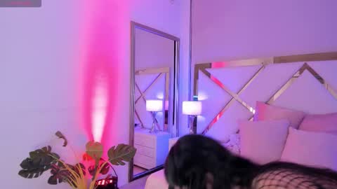 Snapshot of verokax chatting on 11/08/25, 04:34 Vero online show from 11/08/25, 04:34