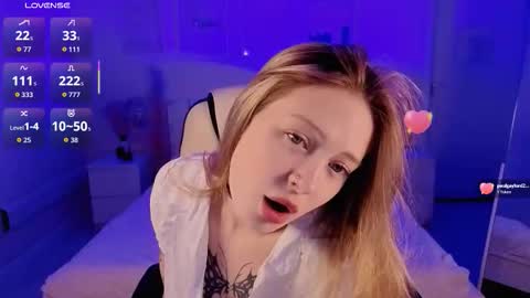  VERONICA  FOLLOW ME  online show from 12/05/25, 08:45