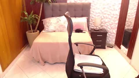 VERONICA online show from 03/03/26, 01:50