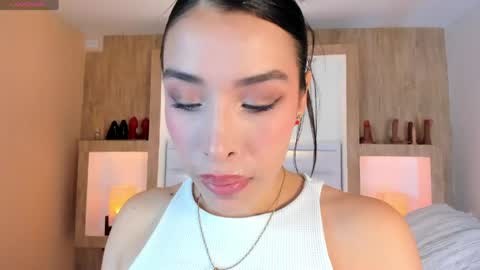Snapshot of veronica_garciaa chatting on 04/23/26, 04:31 Johovanna online show from 04/23/26, 04:31
