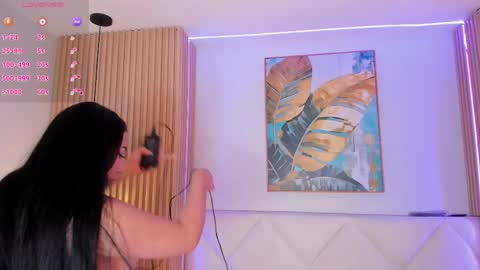 veronica_hill_ online show from 04/17/26, 03:09