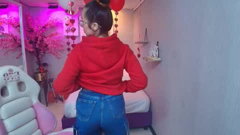 veronica online show from 02/16/26, 07:54