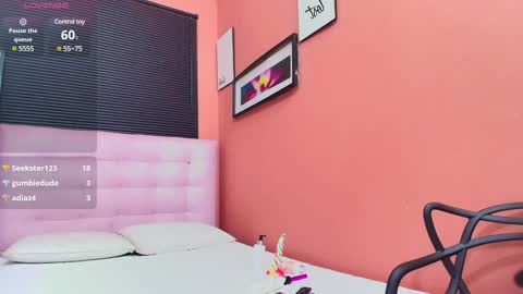 Veronica online show from 01/16/25, 03:24