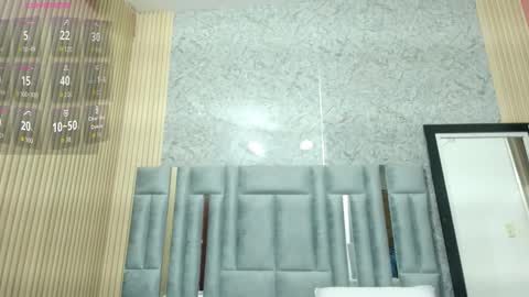 Veronica online show from 02/09/26, 12:42