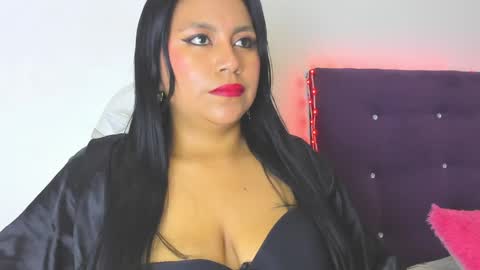 Snapshot of veronicaa_squirt chatting on 05/05/26, 03:25 veronicaa_squirt online show from 05/05/26, 03:25