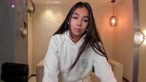 Vero  online show from 10/25/25, 09:17