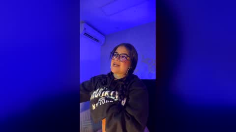 Vero online show from 01/12/26, 04:39