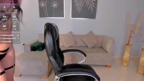 Vero online show from 02/25/25, 12:14