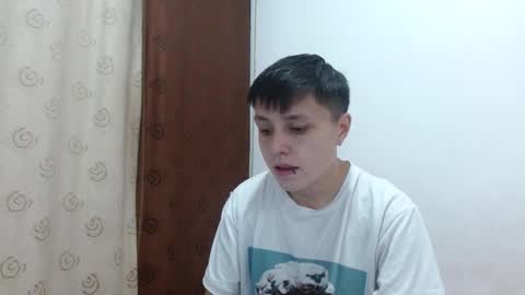 Snapshot of veronicaelite16 chatting on 03/08/25, 03:17 Veronica Clark online show from 03/08/25, 03:17