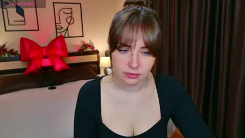 Veronica online show from 04/13/26, 04:51