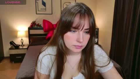 Veronica online show from 04/19/26, 05:29