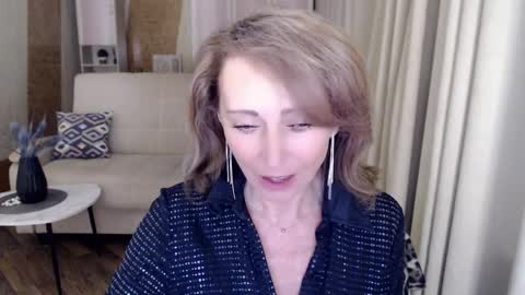 Helen online show from 01/15/25, 04:57