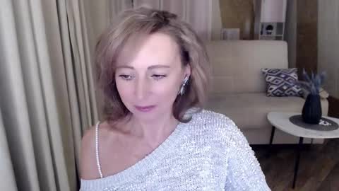 Helen online show from 01/16/25, 04:49